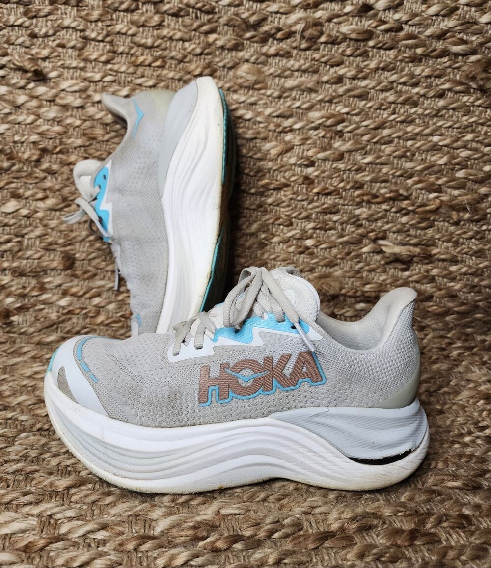 Hoka Skyward X Womens Running Shoes Size 6 B Cosmic Gray Rose Athletic Sneakers